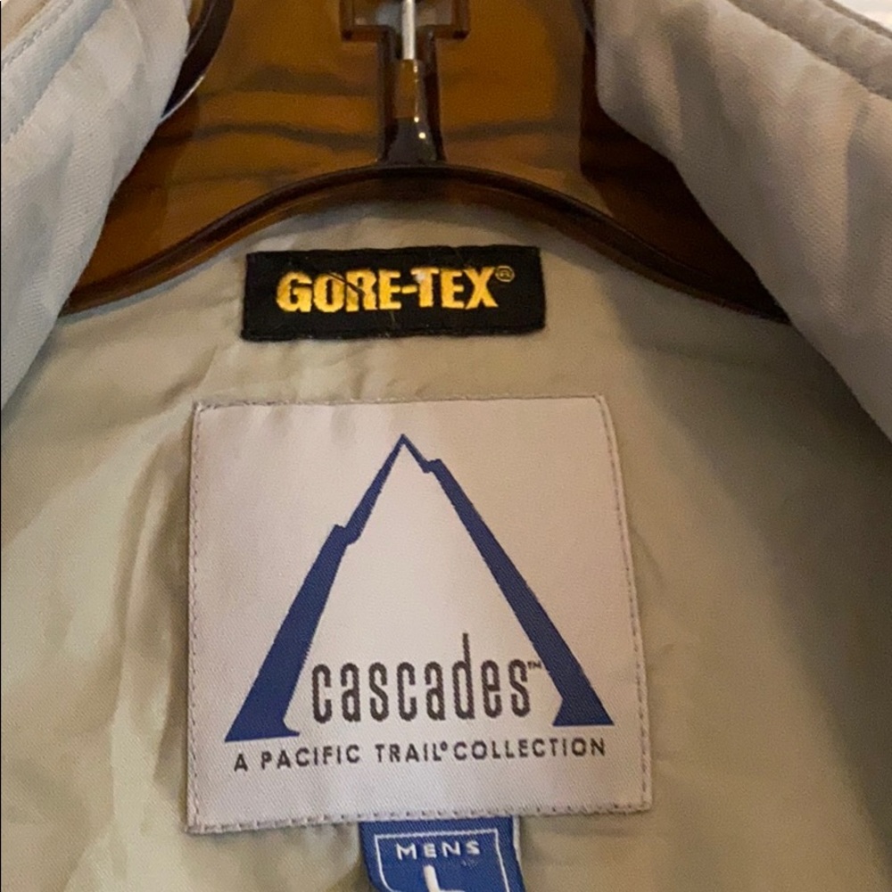 Jacket Gore-Tex - Picture 2 of 5